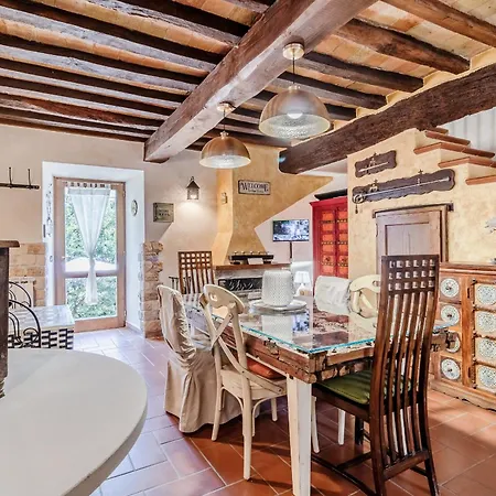 Il Borgo Di Torreluca Villa